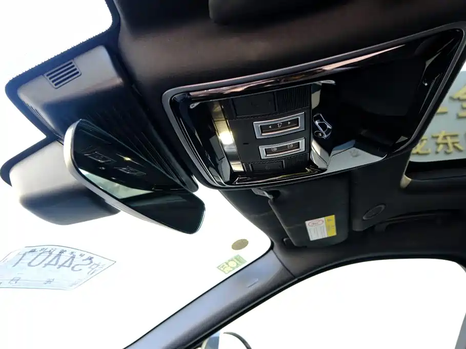 Range Rover Velar 2025 Dynamic SE