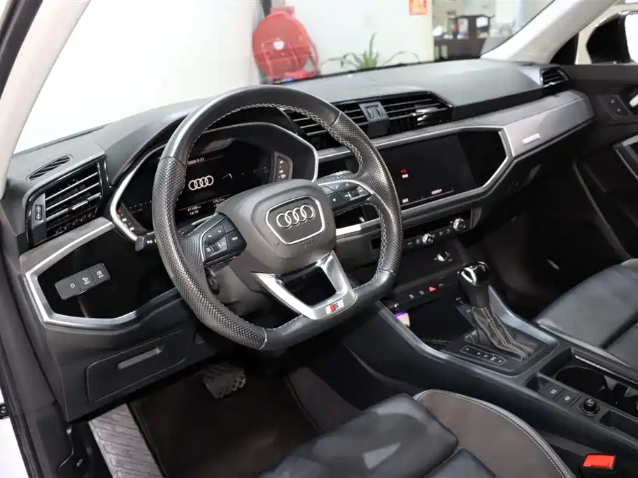 Audi Q3 Sportback 2022 40 TFSI Fashion Edition