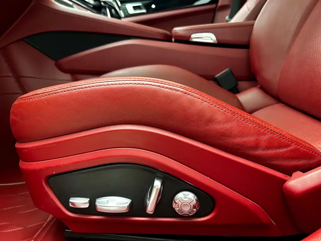 2017 Porsche Panamera 3.0T