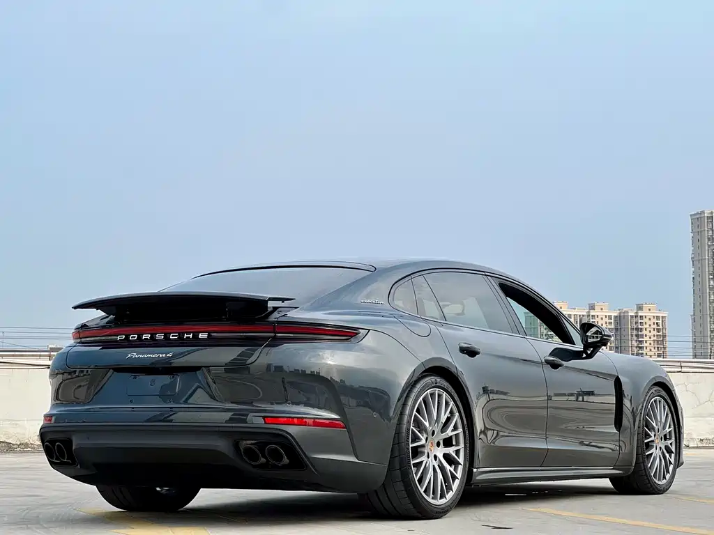 2026 Porsche Panamera 4 Executive LWB 2.9T