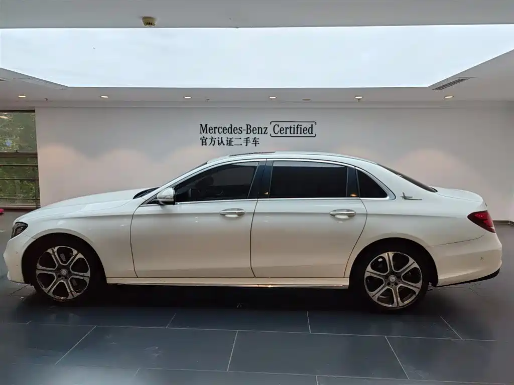 Mercedes-Benz E-Class 2017 E 300 L Sport Fashion