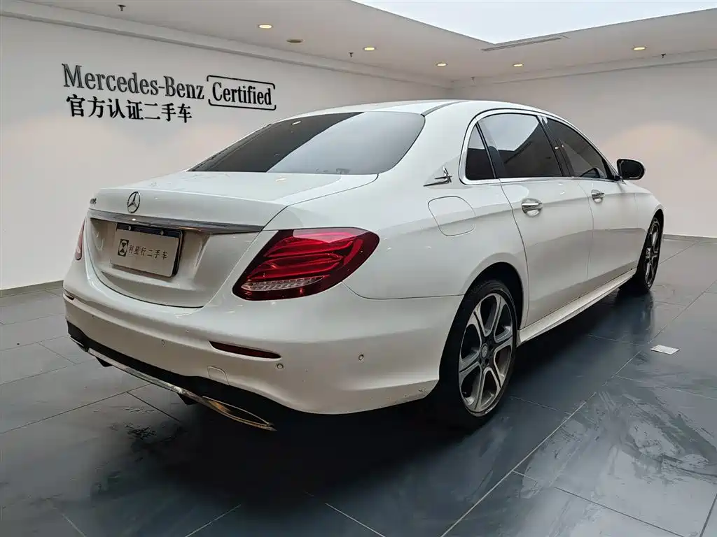 Mercedes-Benz E-Class 2017 E 300 L Sport Fashion