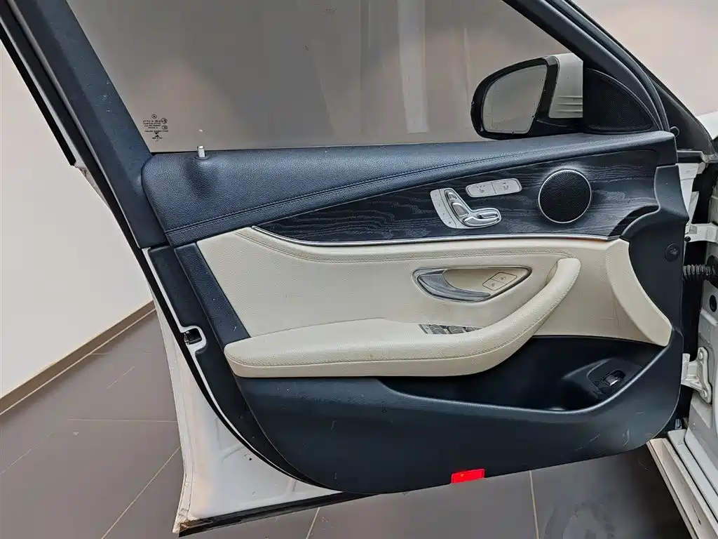 Mercedes-Benz E-Class 2017 E 300 L Sport Fashion