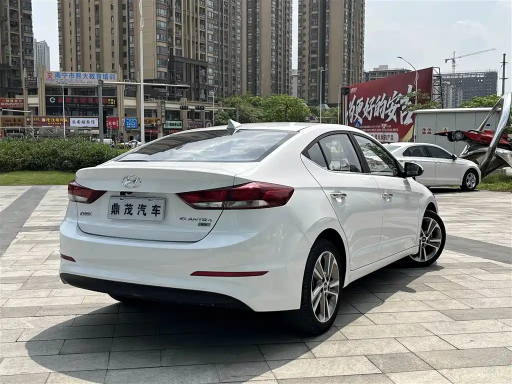 Elantra 2016 1.6L Auto Zhixuan Elite