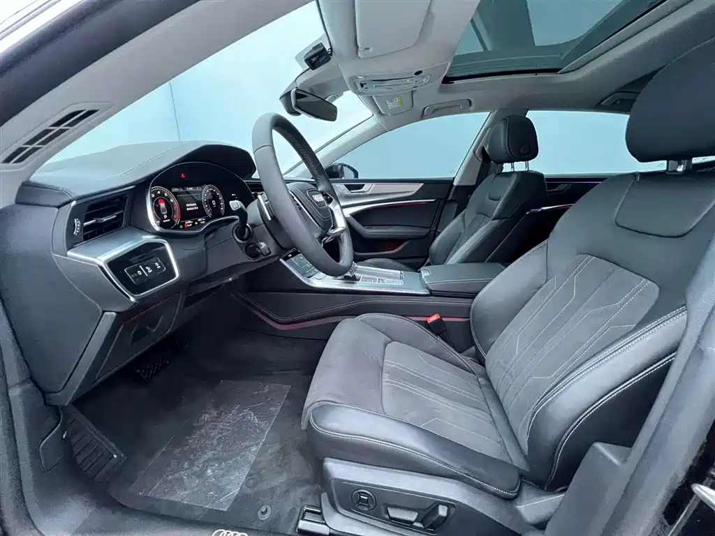 Audi A7L 2024 45 TFSI Luxury