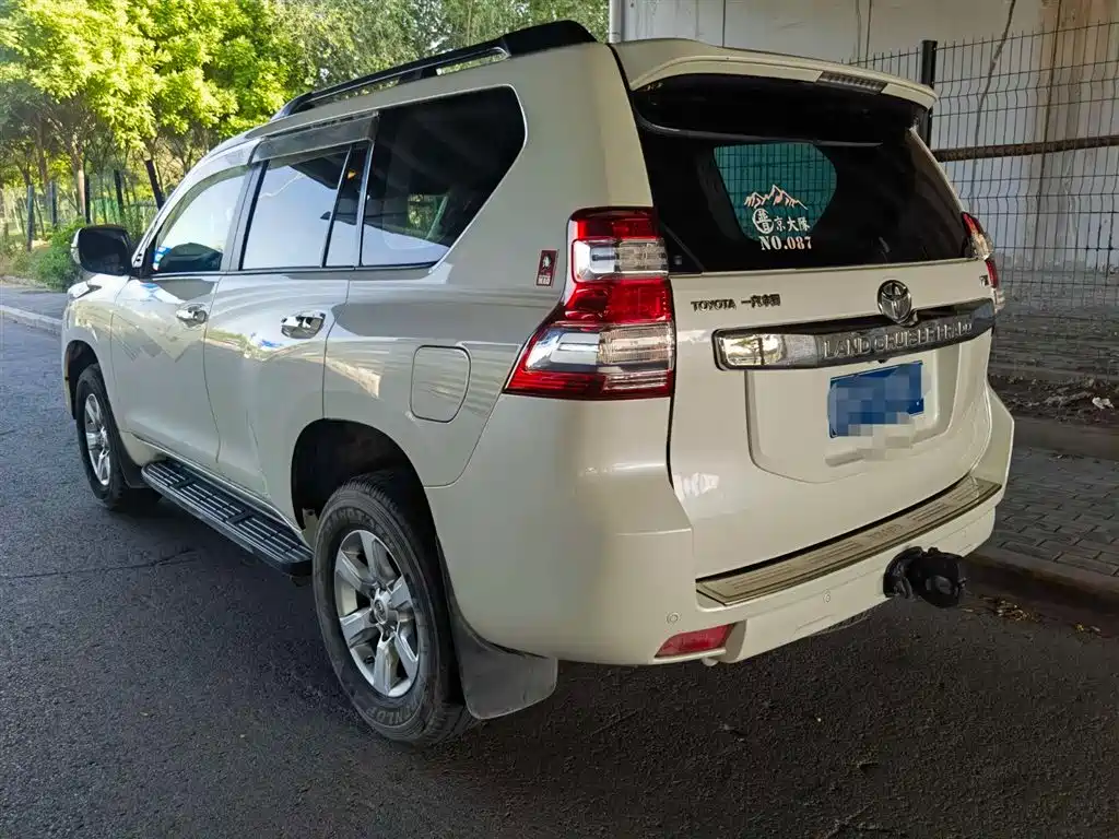 Toyota Prado 2016 2.7L Automatic Standard Edition