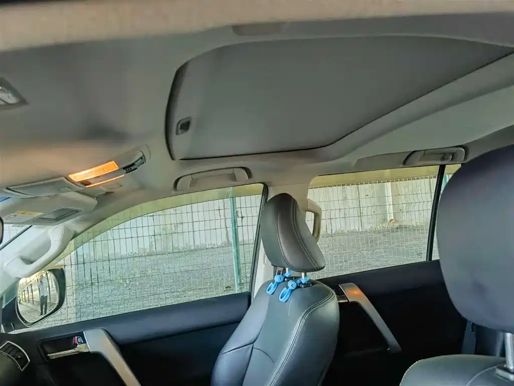 Toyota Prado 2016 2.7L Automatic Standard Edition