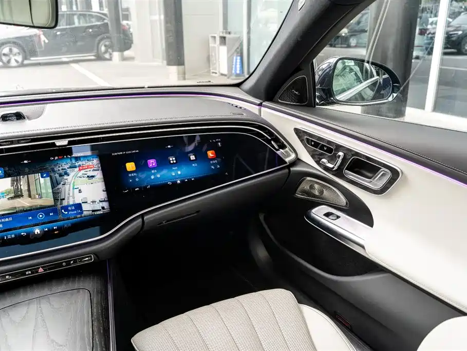 Mercedes-Benz E-Class 2024 E 300 L Luxury