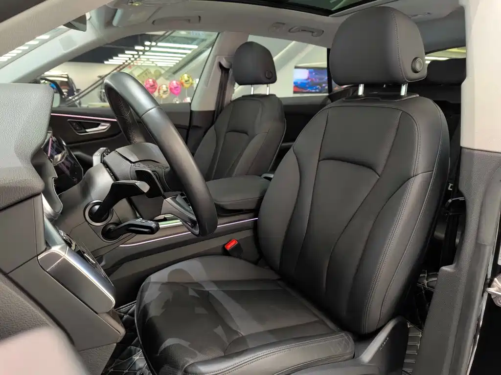 Audi Q8 2022 55 TFSI