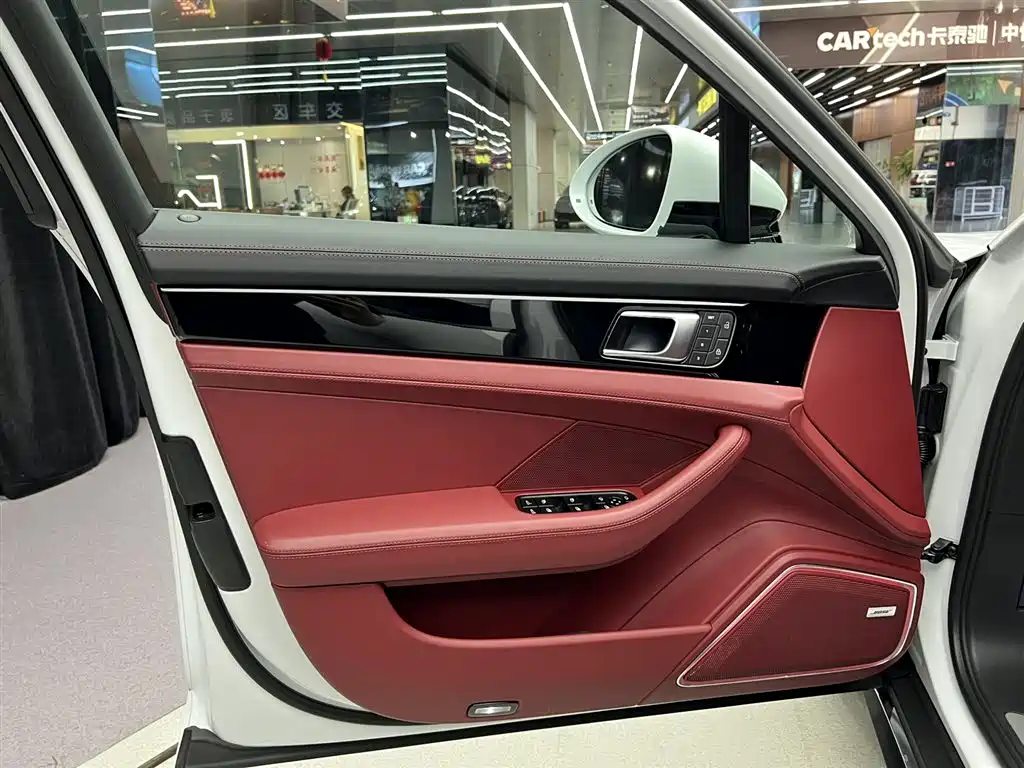 2023 Porsche Panamera Executive LWB 2.9T