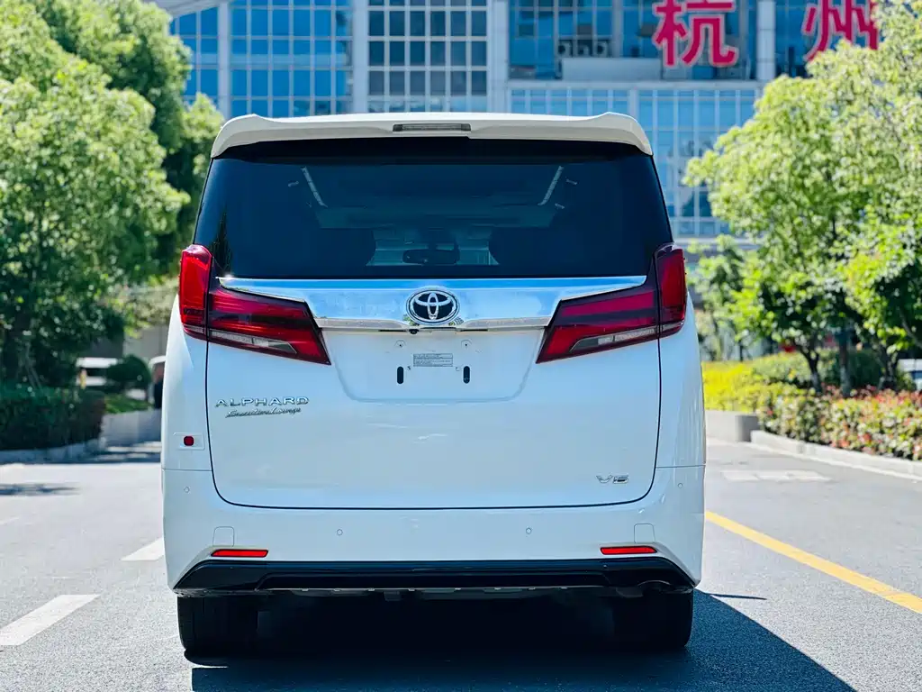 Toyota Alphard 2018 Facelift 3.5L Premium