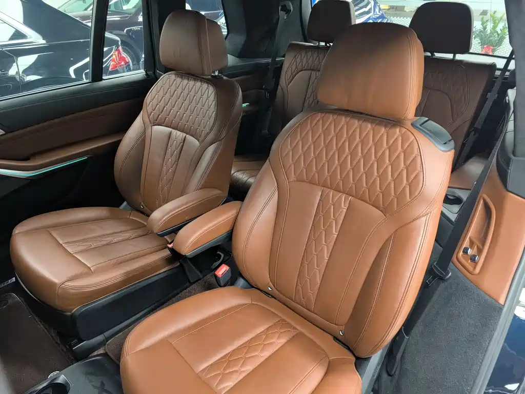 BMW X7 2021 xDrive40i Excellence M Sport Package