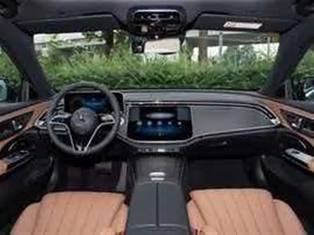 Mercedes-Benz E-Class 2025 E 300 L Luxury