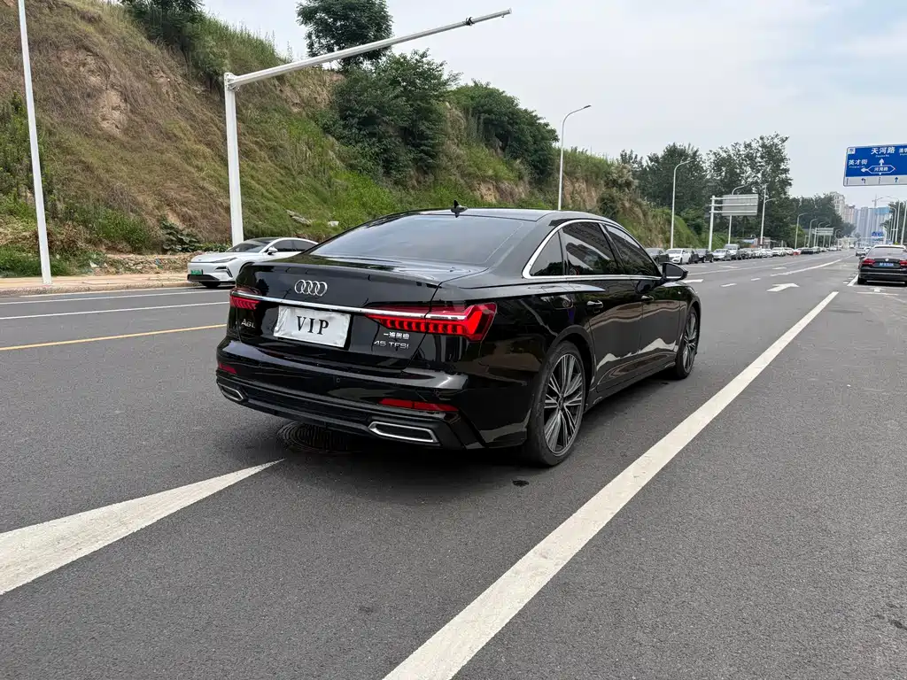 Audi A6L 2022 45 TFSI Select Dynamic Edition