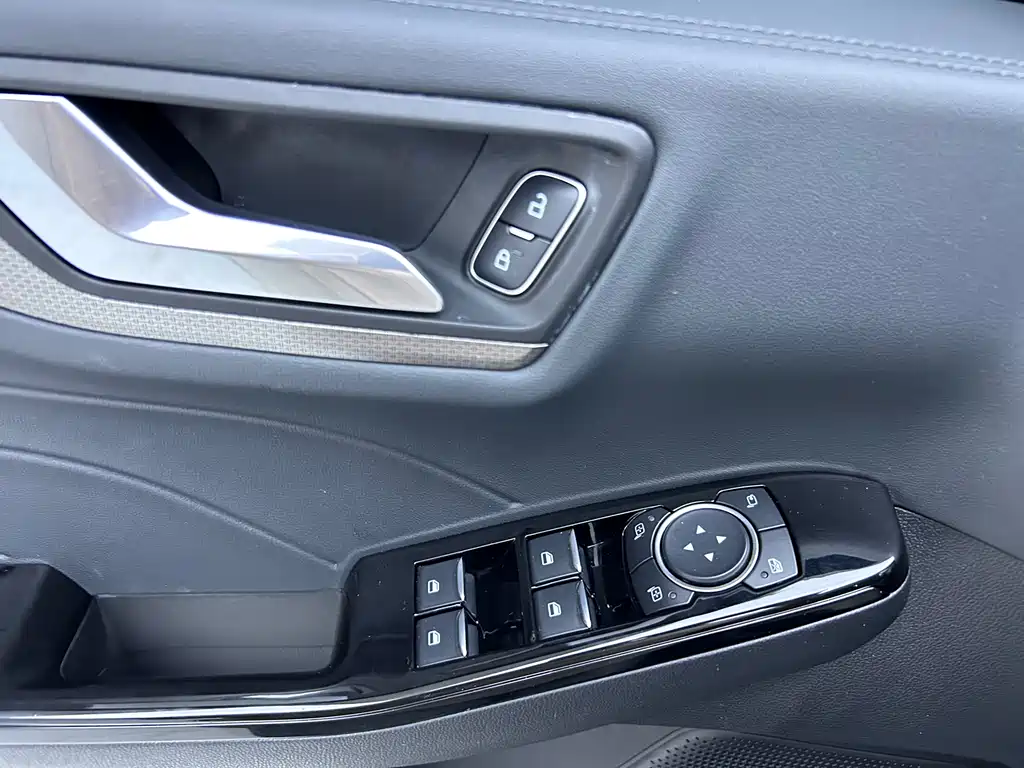 Ford Escape 2020 EcoBoost 245 FWD Smart Enjoyment Edition