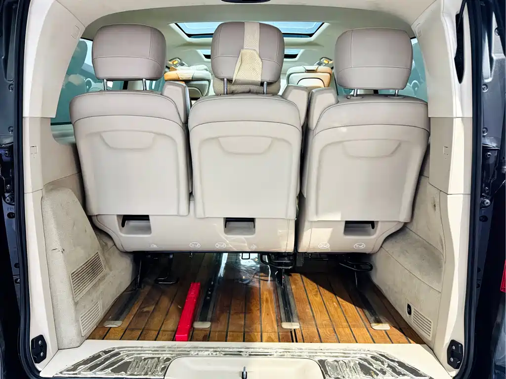 Mercedes-Benz V-Class 2017 260 L尊贵加长版