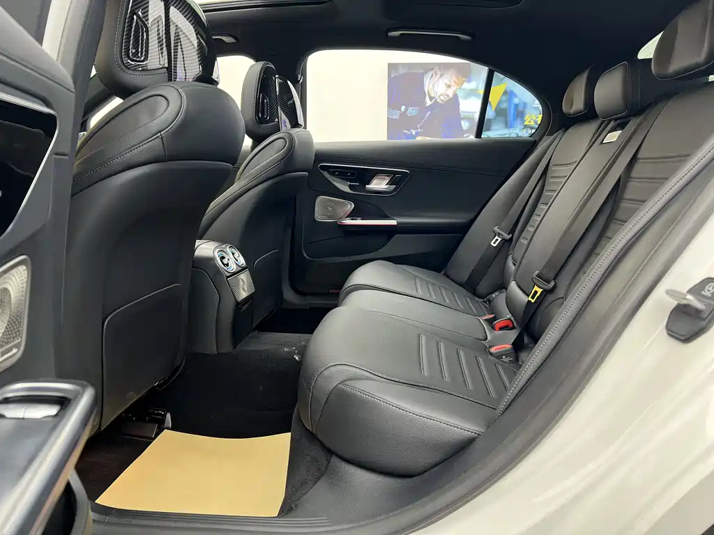 Mercedes-Benz C-Class 2025 C 260 L Sport