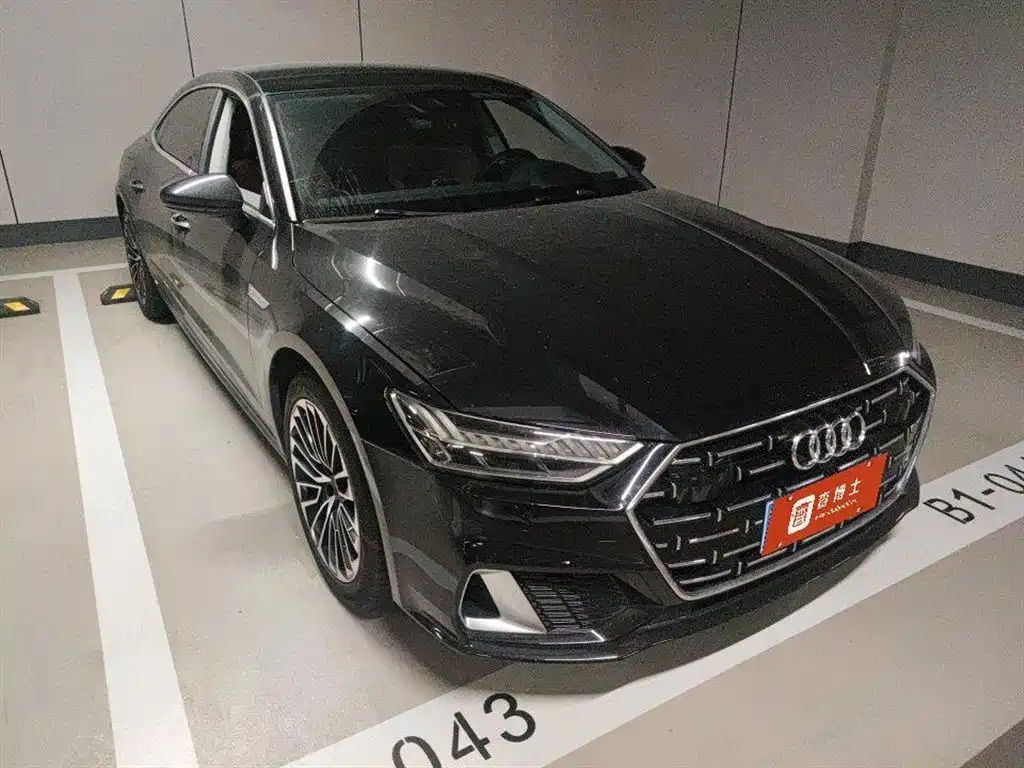 Audi A7L 2024 45 TFSI Luxury