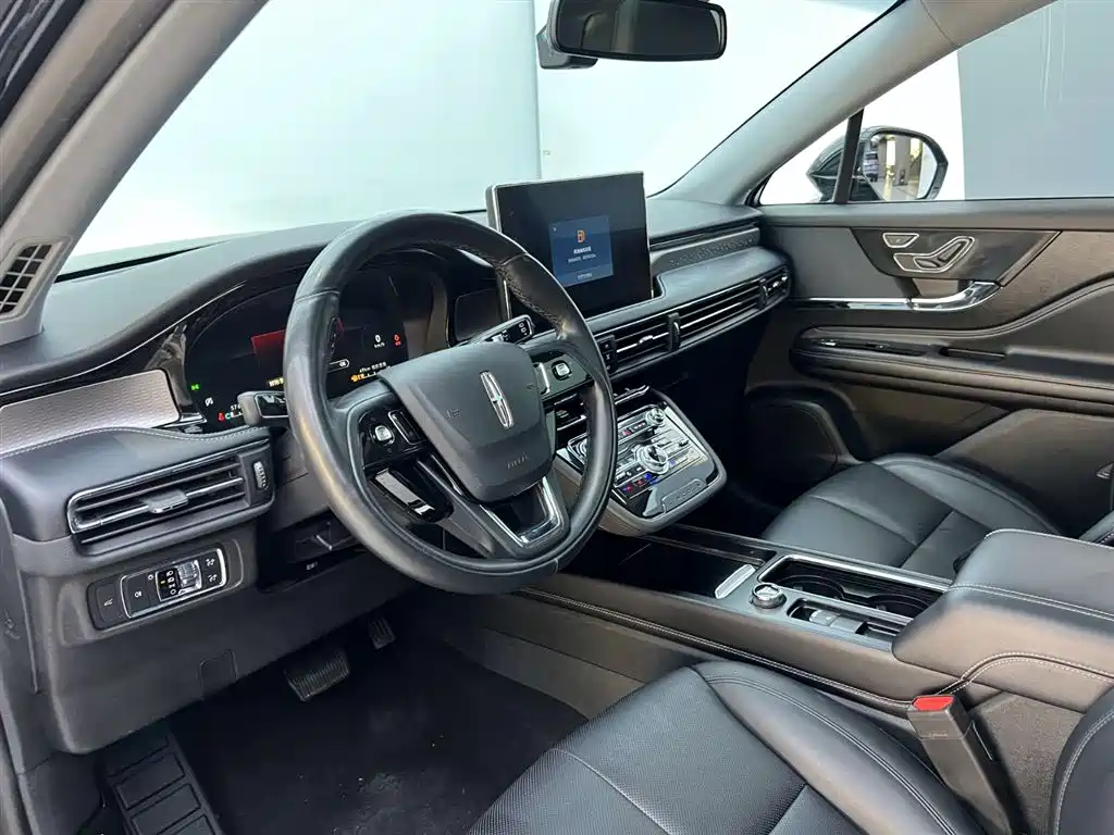 Lincoln Corsair 2022 Facelift 2.0T FWD Reserve Edition