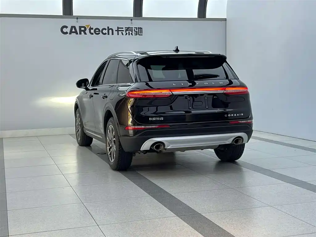 Lincoln Corsair 2022 Facelift 2.0T FWD Reserve Edition