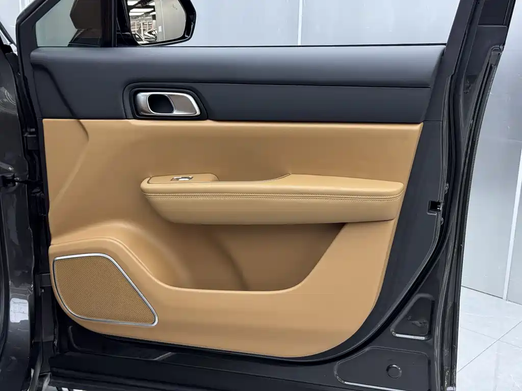 Li Auto ONE 2021 Extended Range 6-Seater