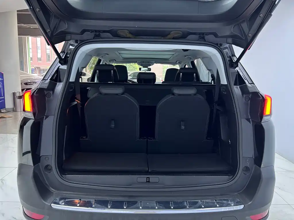 Peugeot 5008 2017 350THP 7-Seater Elite Edition