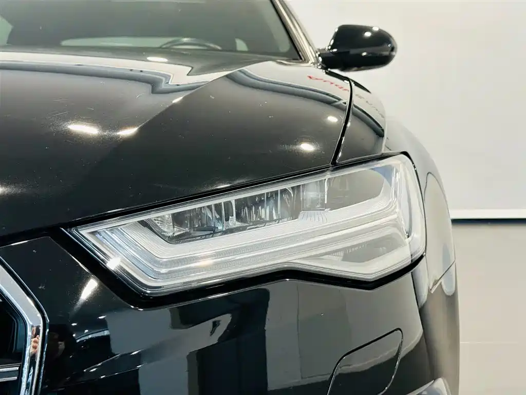 Audi A6L 2018 30th Anniversary Edition 45 TFSI quattro Sport
