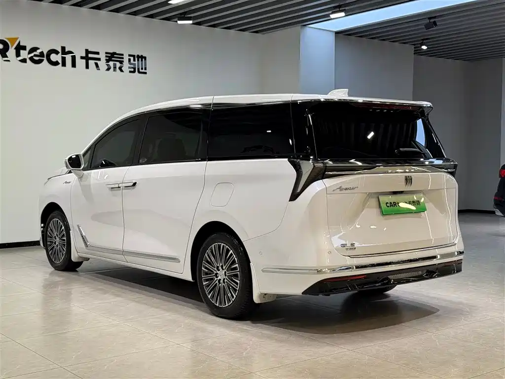 Buick GL8 EV 2024 Lu Zun Luxury 7-Seater