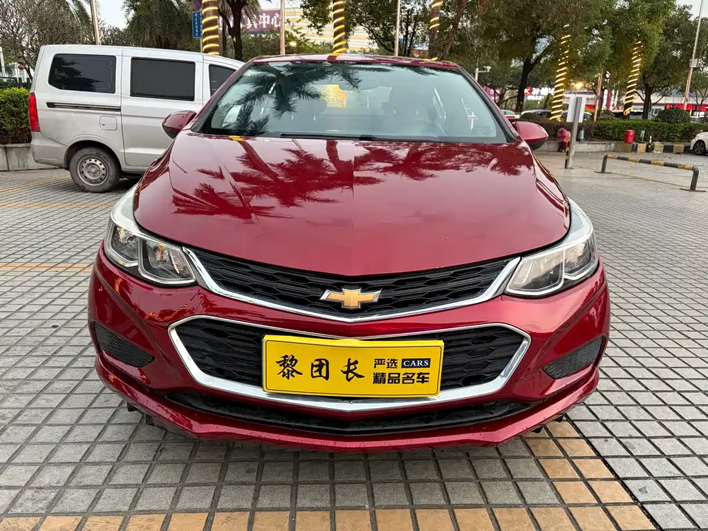Chevrolet Cruze 2017 1.5L Automatic Pioneer Sunroof Edition