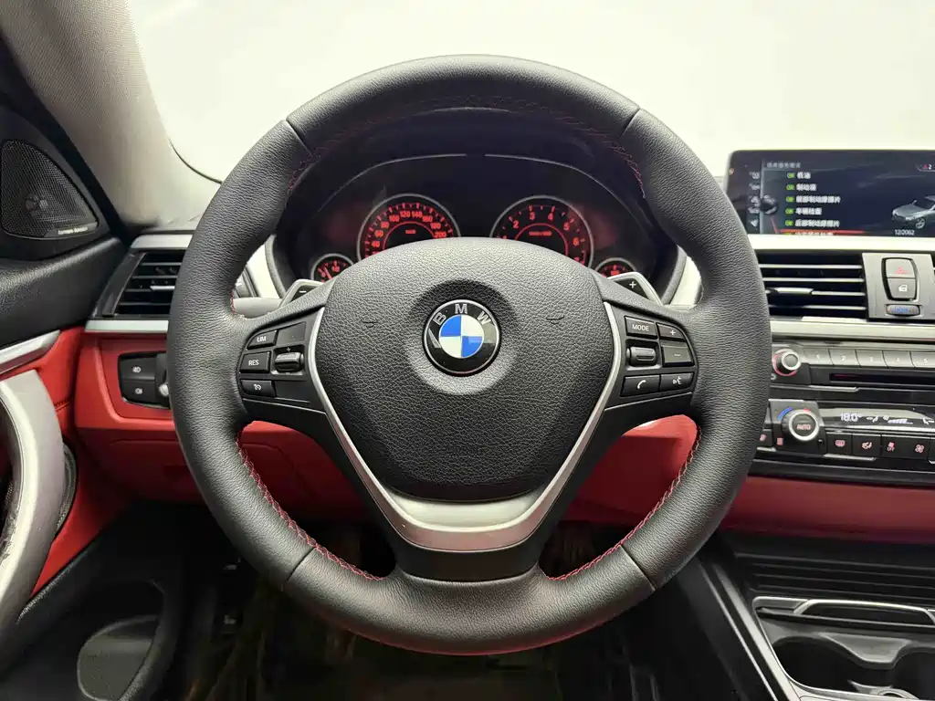 BMW 4 Series 440i Design Line