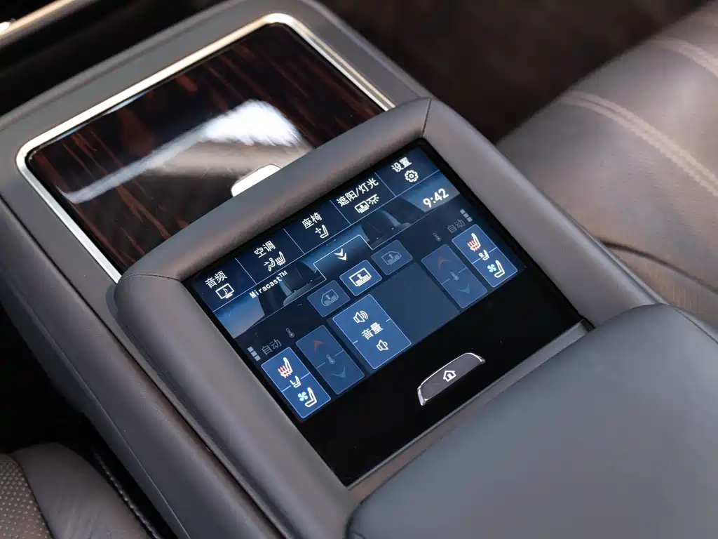 Lexus LS 2021 500h Luxury Edition