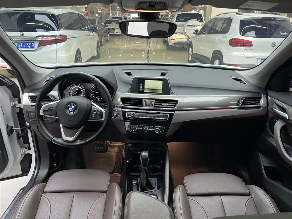 BMW X1 2018 sDrive18Li Exclusive