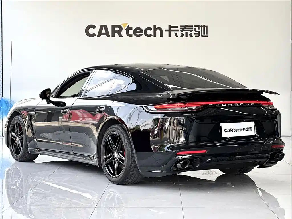 2014 Porsche Panamera 4 3.0T