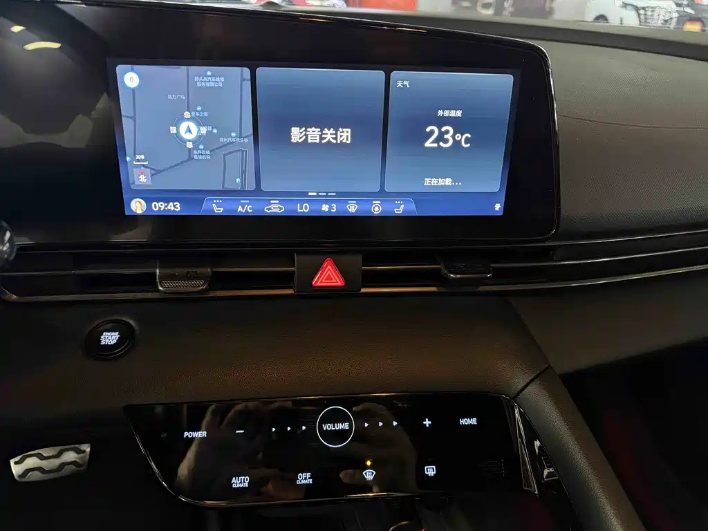 Hyundai Elantra 2022 240TGDi DCT LUX Premium Edition