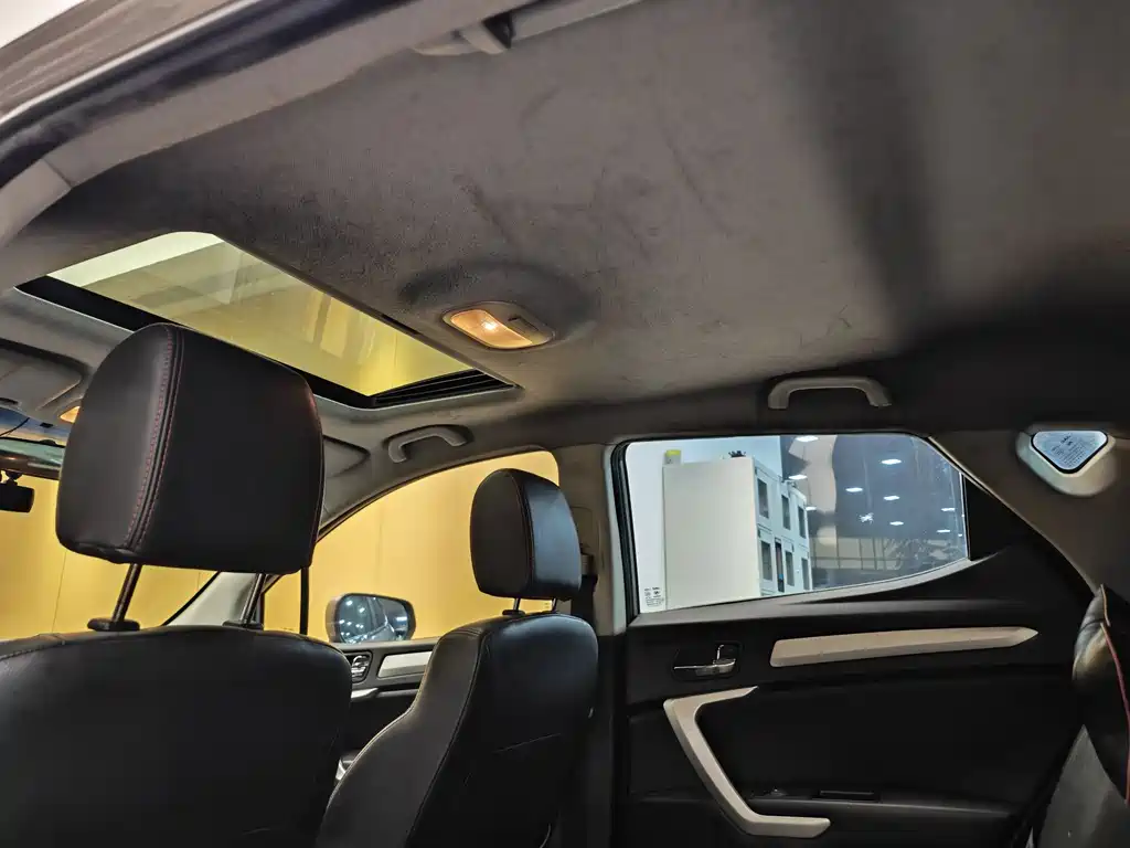 JAC Refine S3 2016 1.5L CVT Luxury Intelligent Edition