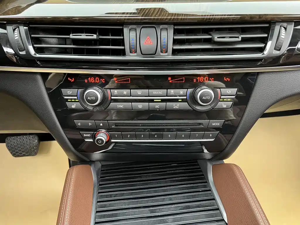 BMW X6 2017 xDrive28i