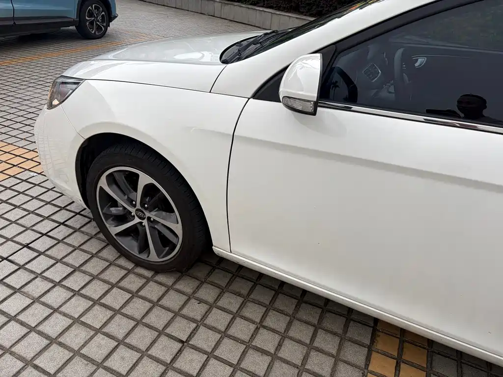 JAC iEVA50 2019 Luxury Intelligent Edition