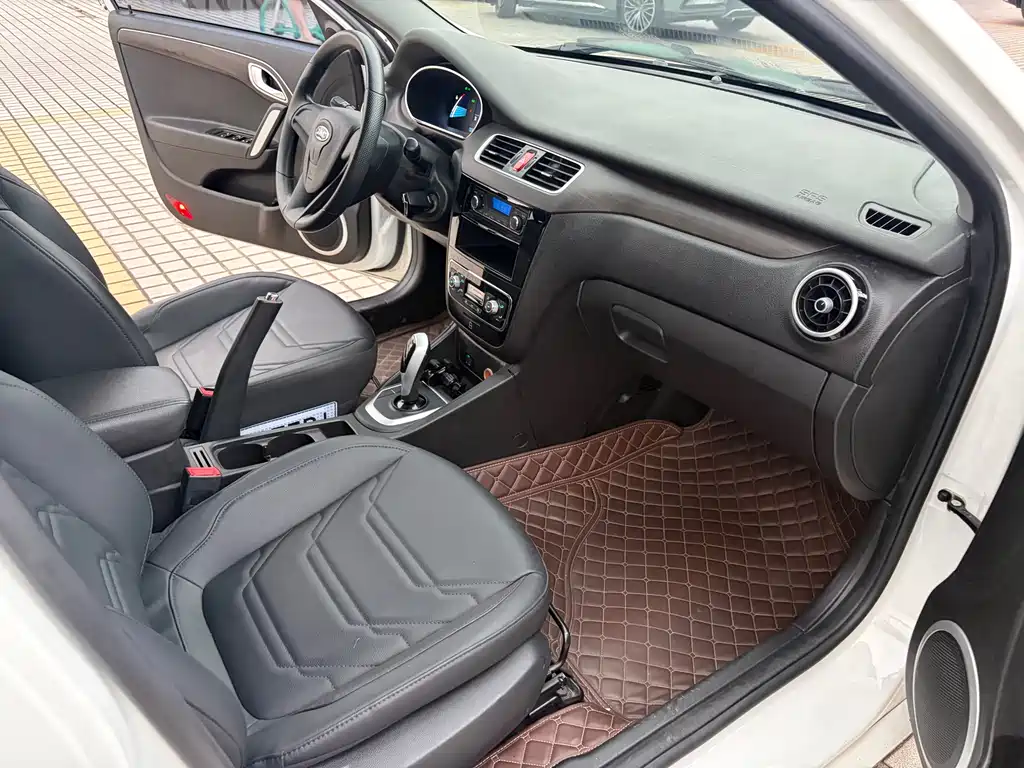 JAC iEVA50 2019 Luxury Intelligent Edition