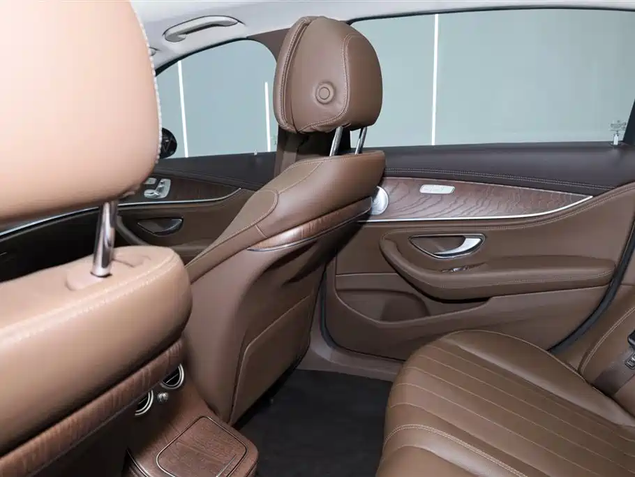 Mercedes-Benz E-Class 2022 Facelift III E 300 L Fashion Edition