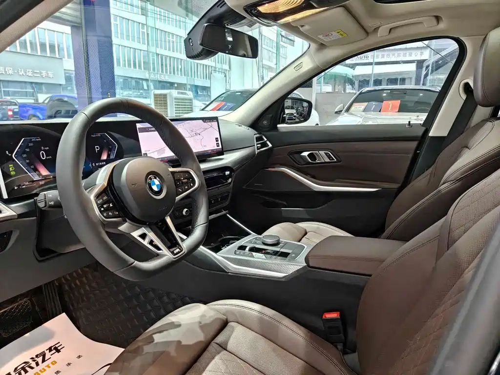 BMW 3 Series 2025 330Li M Sport Black Package