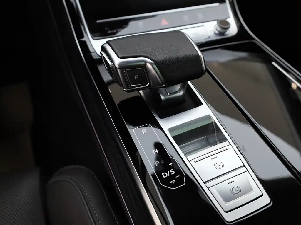 Audi A8 L 50 TFSI quattro