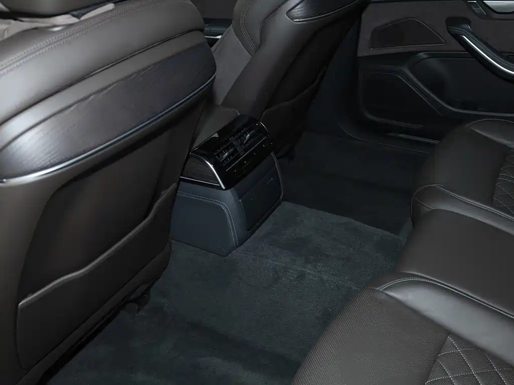 Audi A8 L 50 TFSI quattro