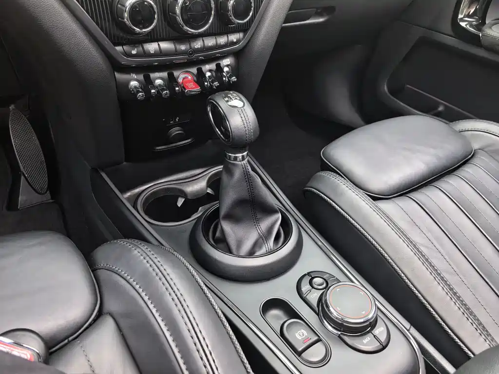 MINI Countryman 2018 2.0T COOPER S ALL4 Artist