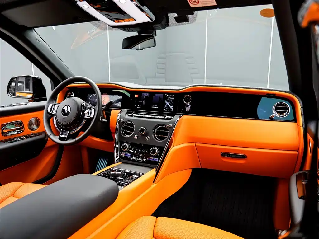 Rolls-Royce Cullinan 2025 Four-Seater Edition