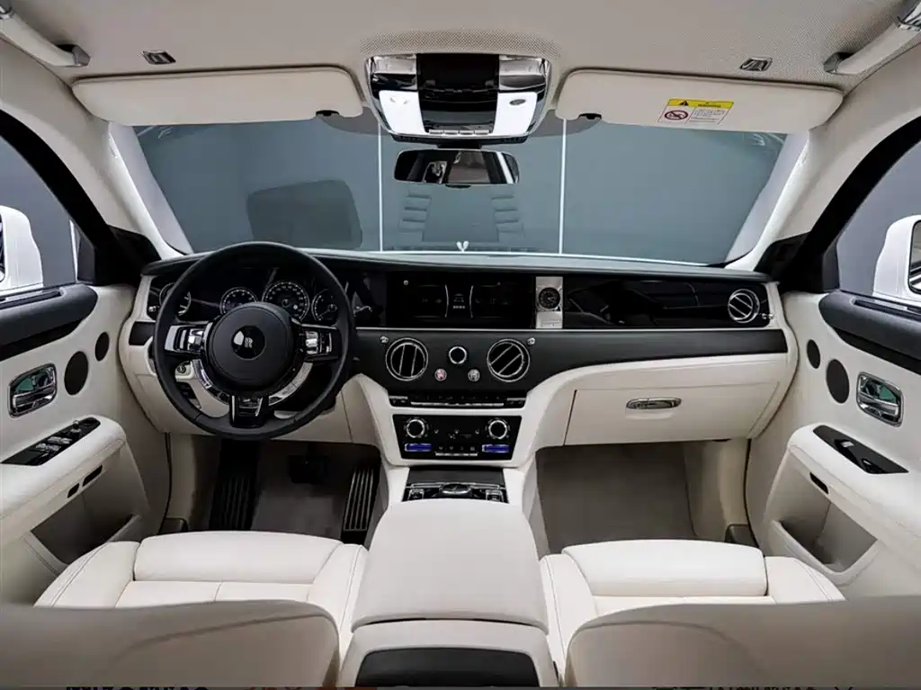 Ghost 2021 6.7T Long Wheelbase