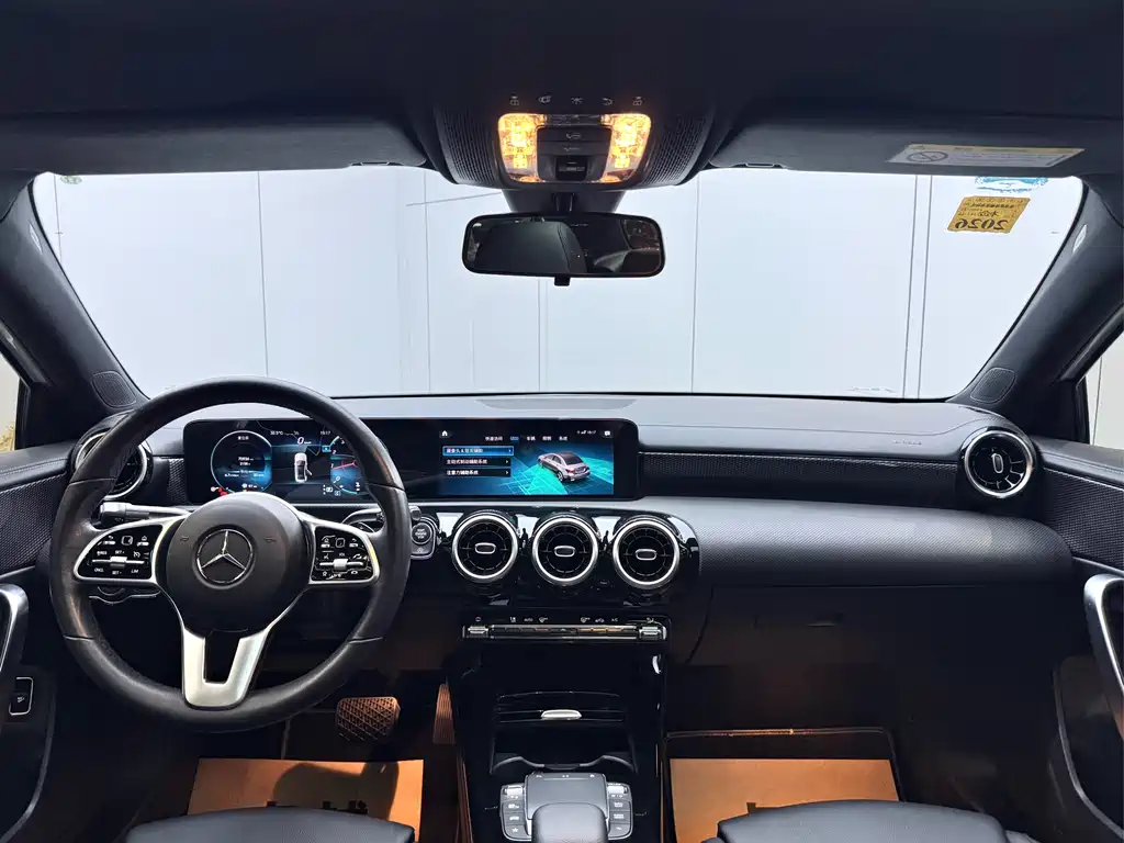 Mercedes-Benz A-Class 2022 A 200 L Sport Sedan Dynamic