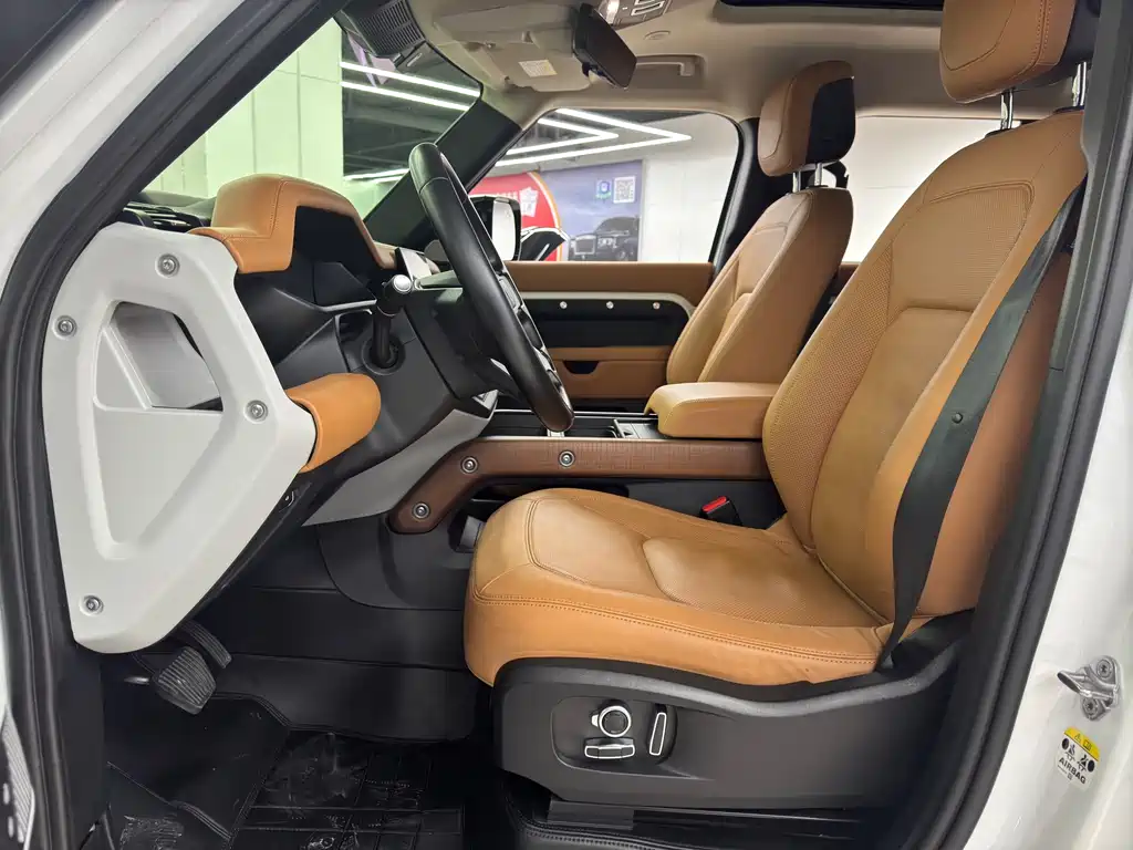 Land Rover Defender 2023 130 3.0T P400 HSE