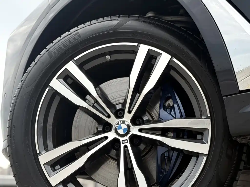 BMW X7 2023 xDrive40i M Sport Package