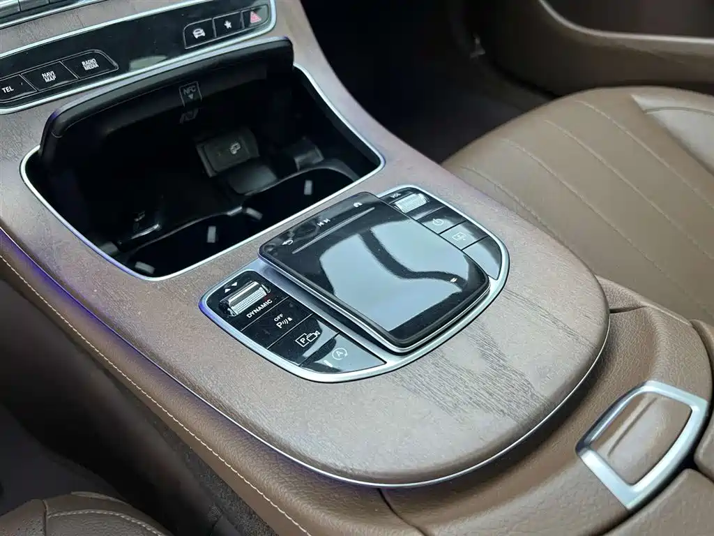 Mercedes-Benz E-Class 2021 E 300 L Luxury