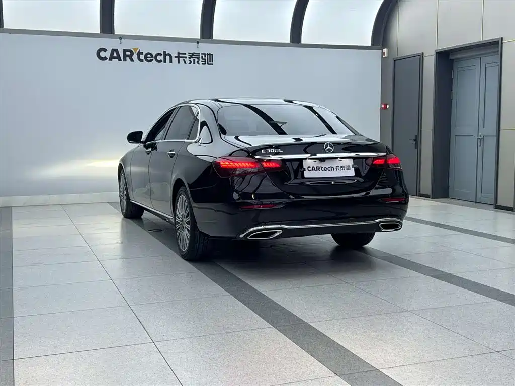 Mercedes-Benz E-Class 2021 E 300 L Luxury